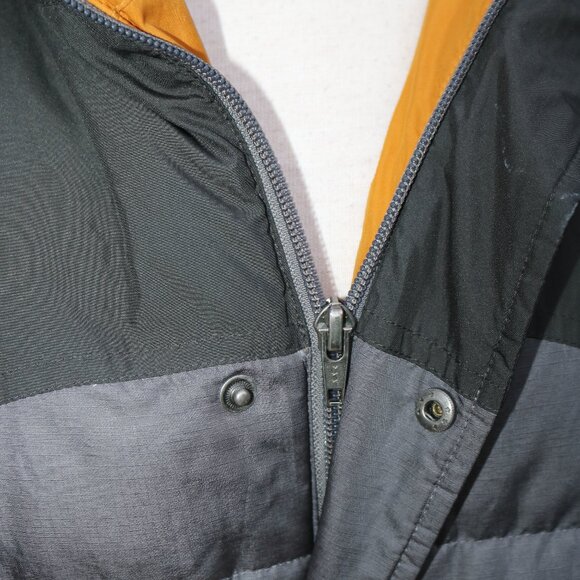 Patagonia 2 Tone Grey Mustard Down Insulated Puffer Vest Sz XL - Picture 5 of 10